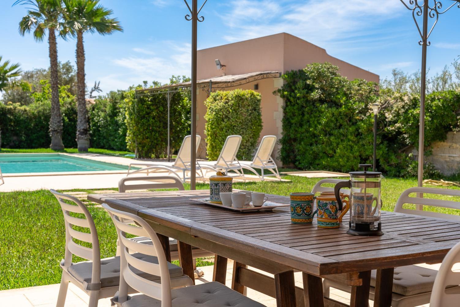 Villa Bouganville Con Piscina By Wonderful Italy 锡拉库扎 外观 照片